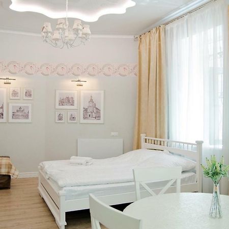 Deluxe Appartment In The City Center Lviv Exteriör bild