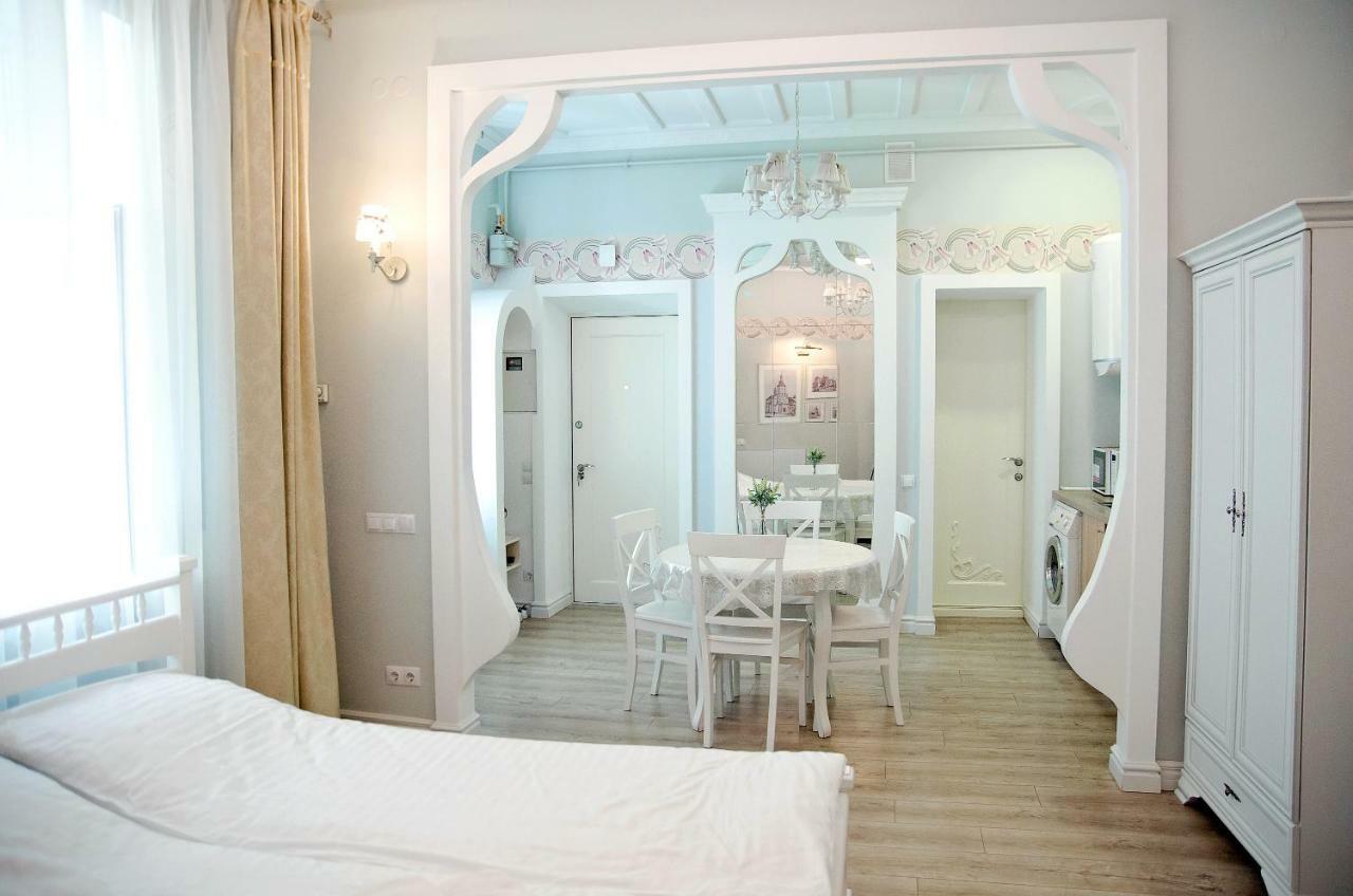 Deluxe Appartment In The City Center Lviv Exteriör bild