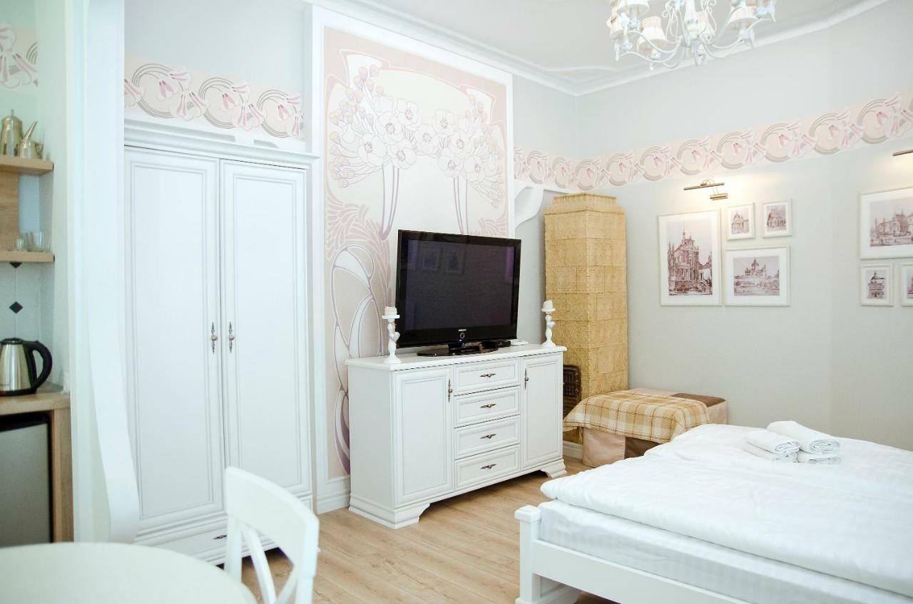 Deluxe Appartment In The City Center Lviv Exteriör bild